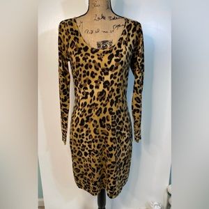 NEW DIRECTIONS M gorgeous leopard print Venus bodycon dress